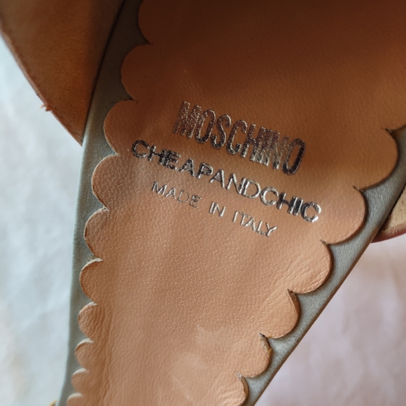 RARE MOSCHINO Cheap and Chic Authentic Pastel Heels Size 8-1/2 Women's - Picture 5 of 9